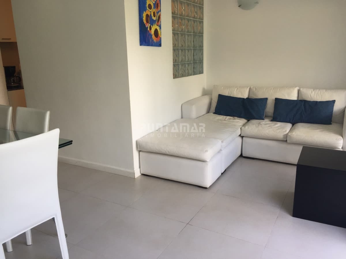 Apartamento en La Barra, 3 dormitorios *  -