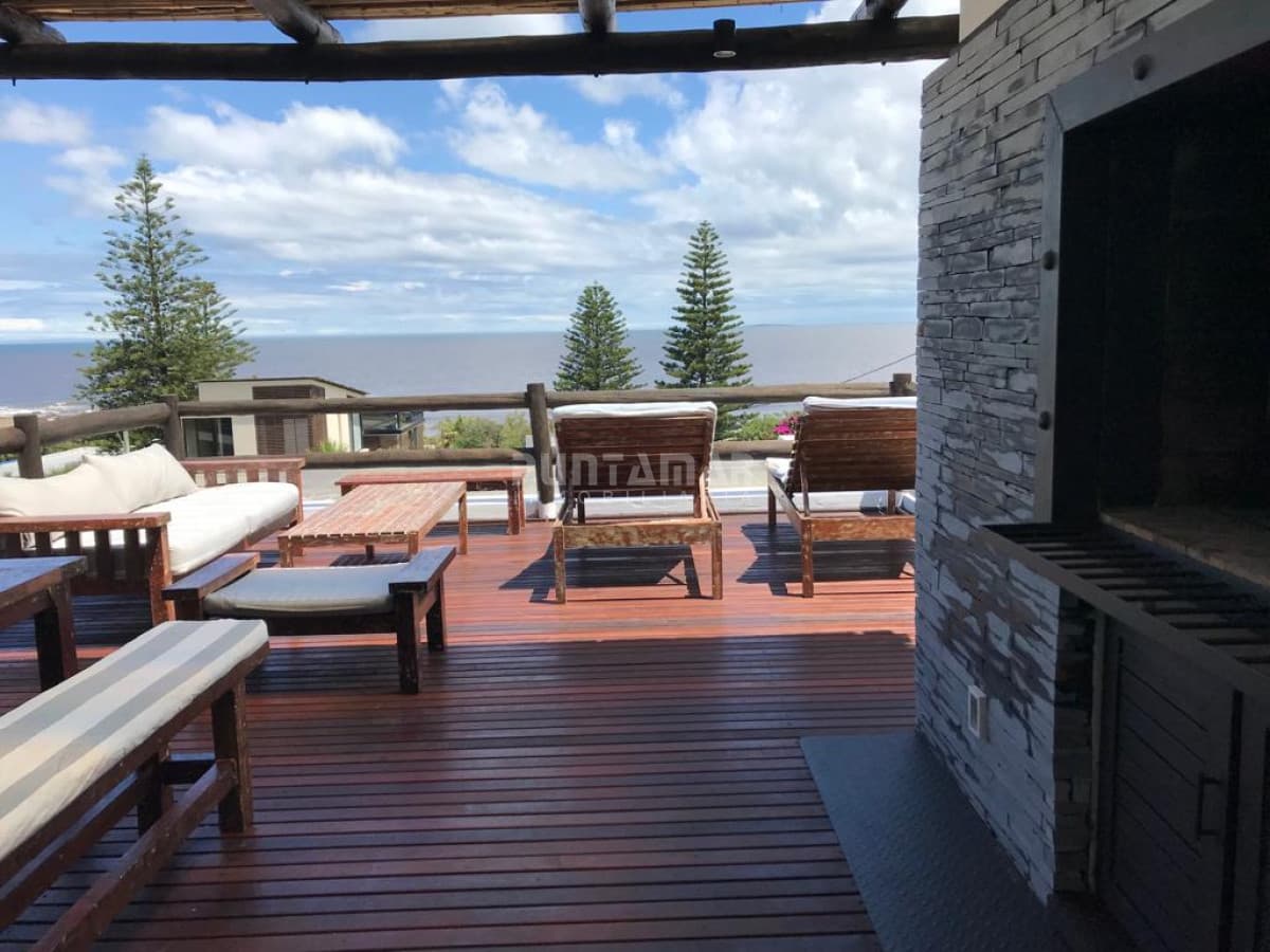 ALQUILER DEPARTAMENTO EN LA BARRA  -