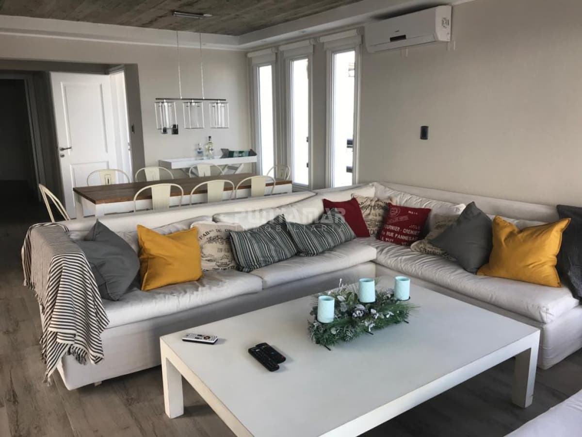 ALQUILER DEPARTAMENTO EN LA BARRA  -
