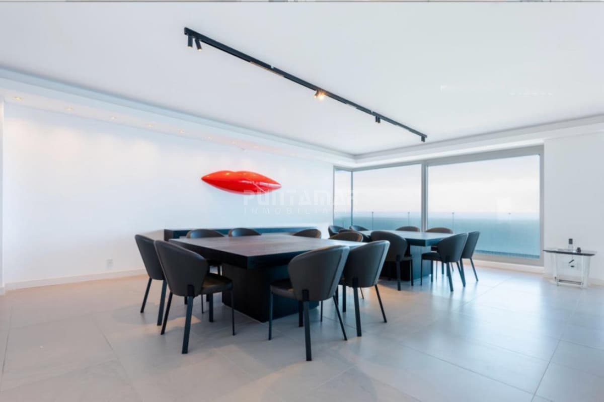 Apartamento ID.213859 - EXCLUSIVO ÚLTIMO PISO EN LE PARC III