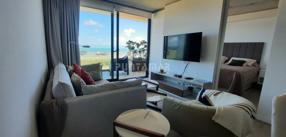 EXCLUSIVO DEPARTAMENTO DE 1 DORMITORIO FRENTE AL MAR  -