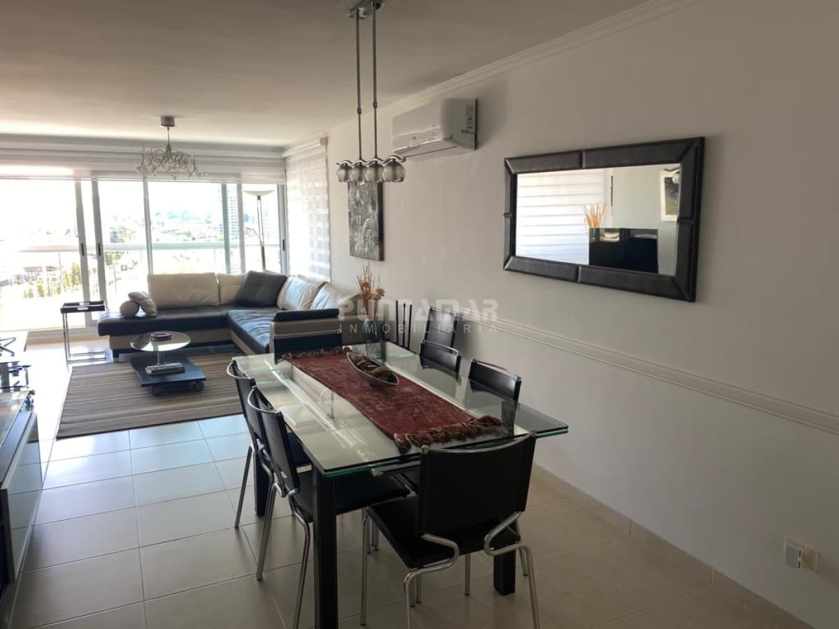 ALQUILER APARTAMENTO EN EDIFICIO