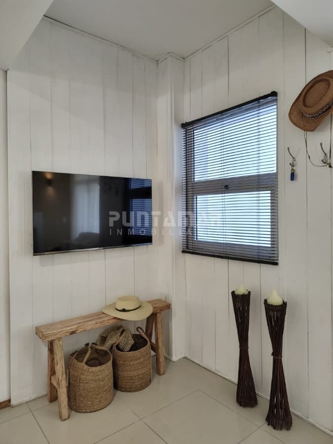 APARTAMENTO ALQUILER 3 DORMITORIOS VERANO EN MANANTIALES   -