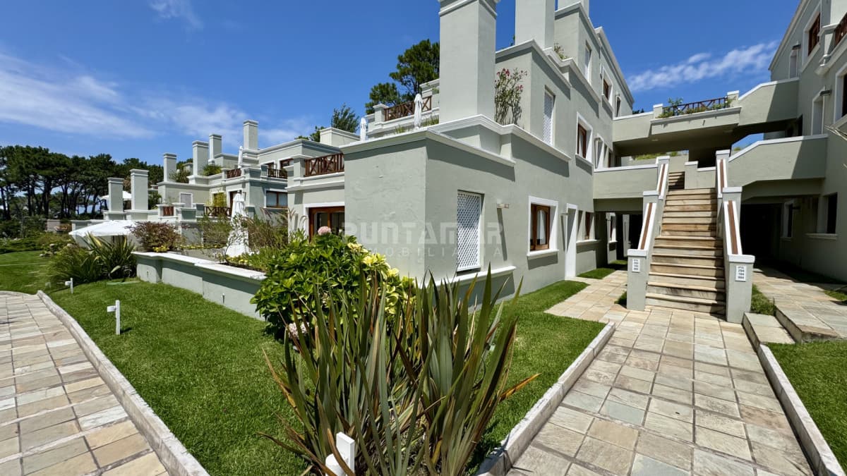 ALQUILER HERMOSO APARTAMENTO DE 3 DORMITORIOS EN RINCON DEL INDIO  -