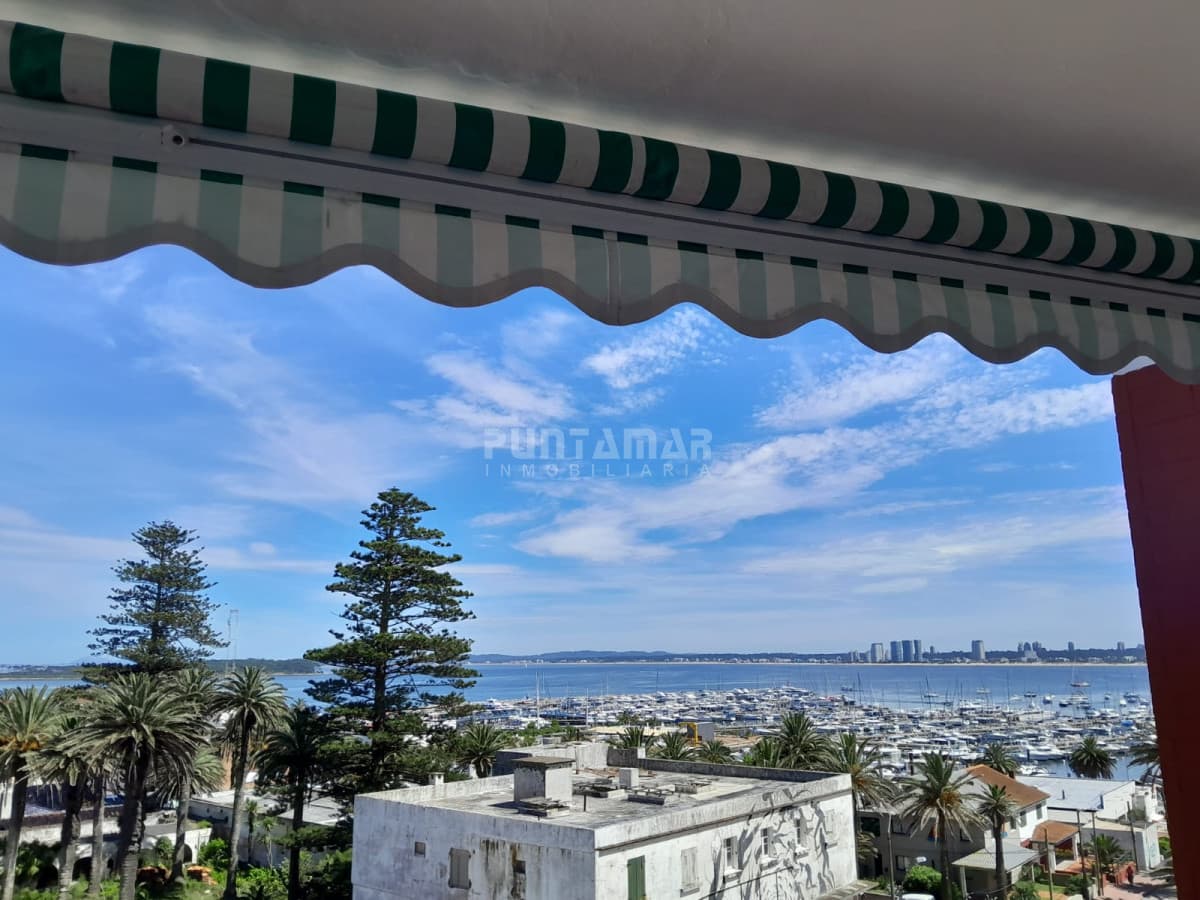 DEPARTAMENTO DE 1 DORMITORIO EN LA PENINSULA  -