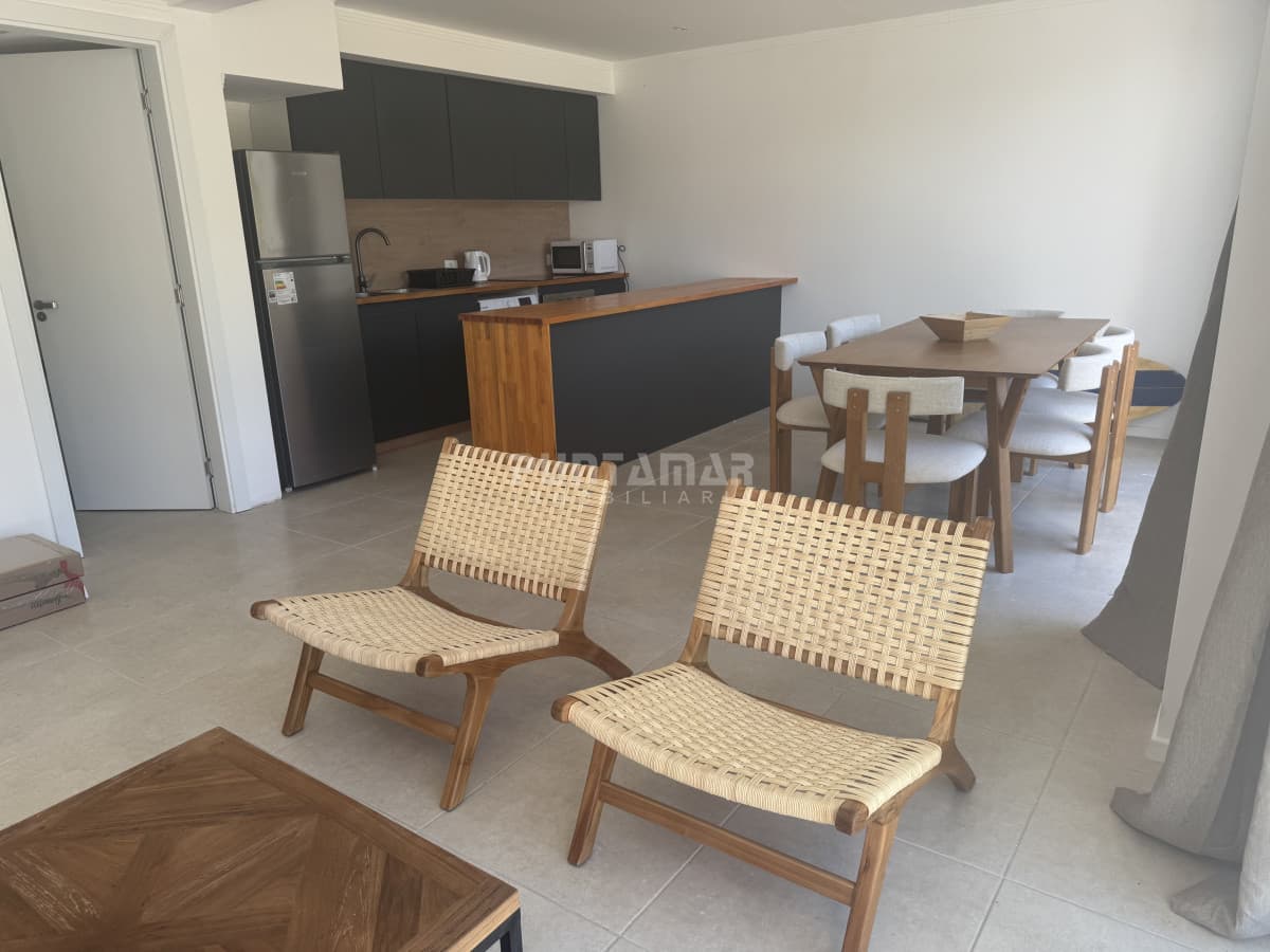 ALQUILER DE APARTAMENTO DE DOS DORMITORIOS EN LA BARRA  -