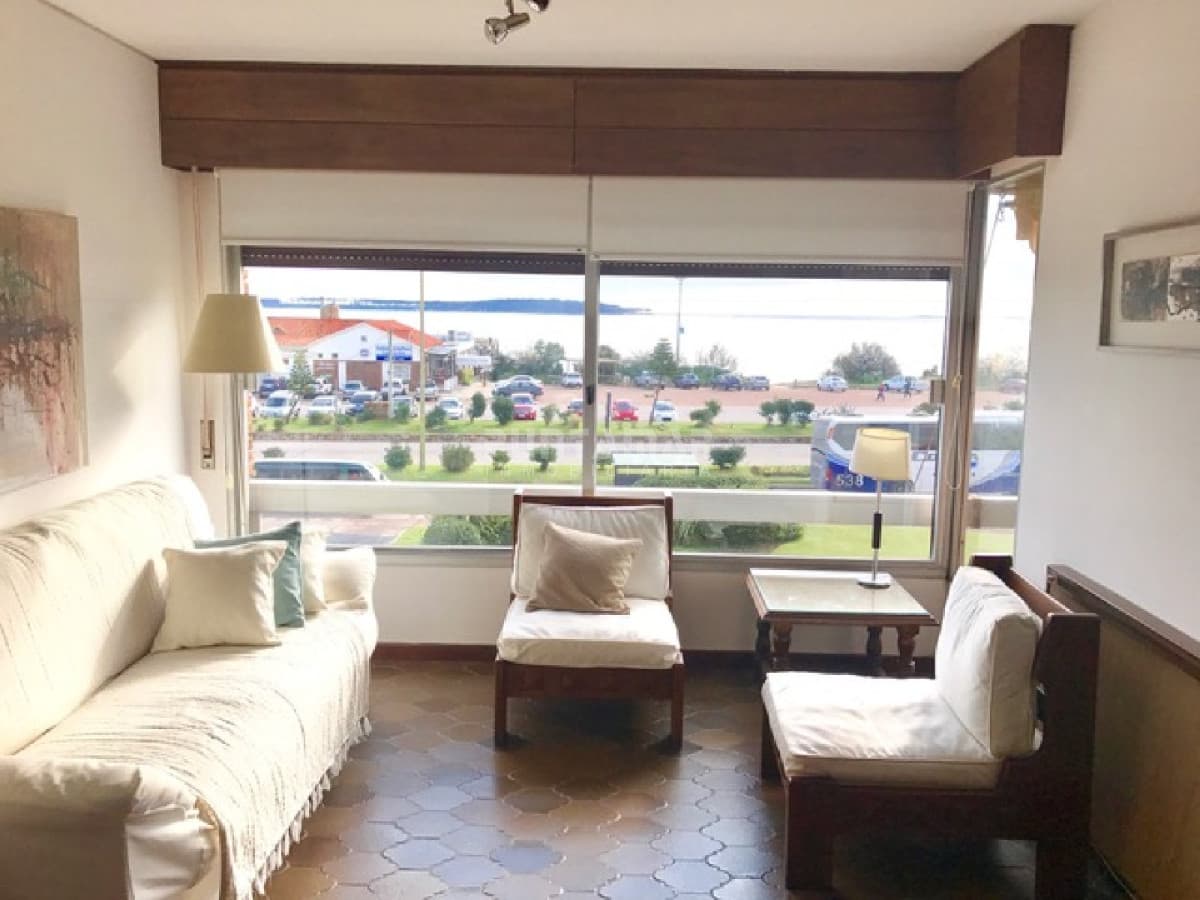 Apartamento en Mansa, 2 dormitorios *  -