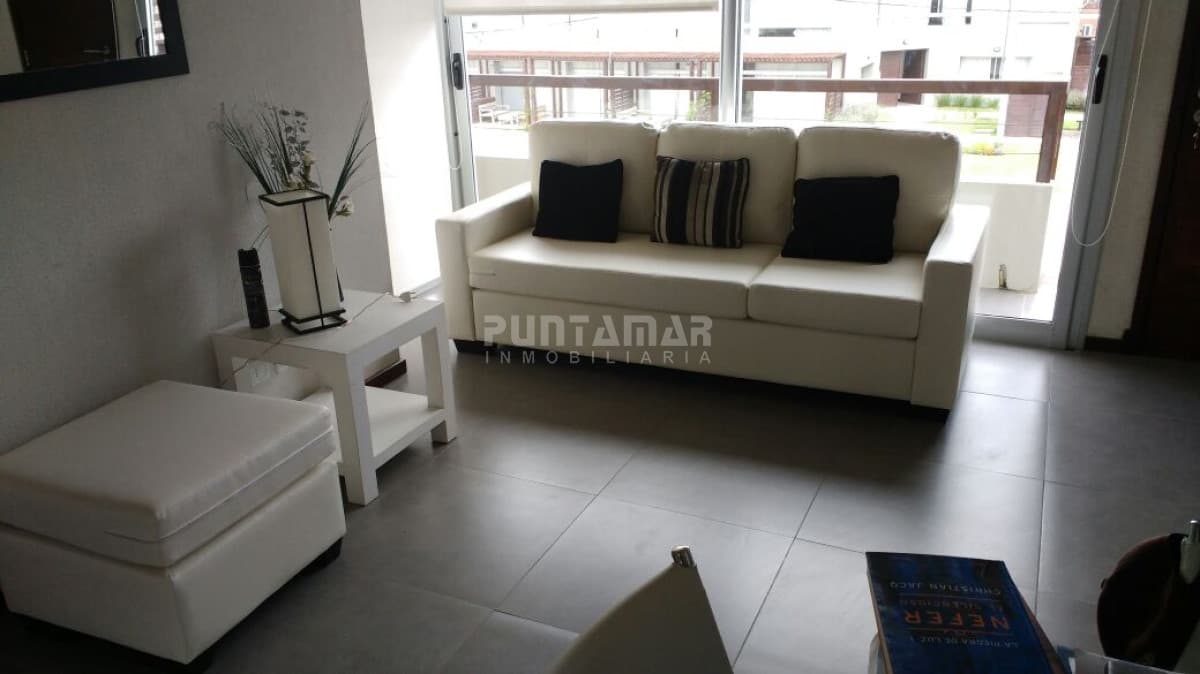 ALQUILER HERMOSO APARTAMENTO CON TERRAZA AL MAR EN MANANTIALES  -