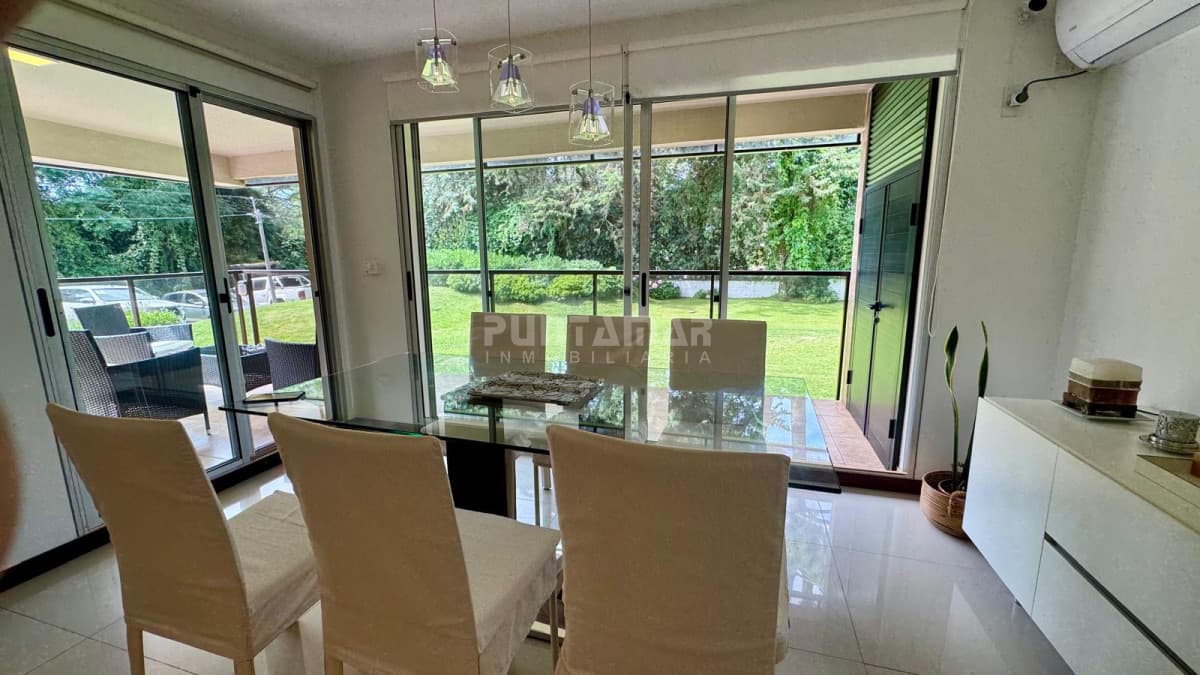 Apartamento ID.213856 - VENTA Y ALQUILER APARTAMENTO DE 2 DORMITORIOS A UNA CUADRA DEL MAR