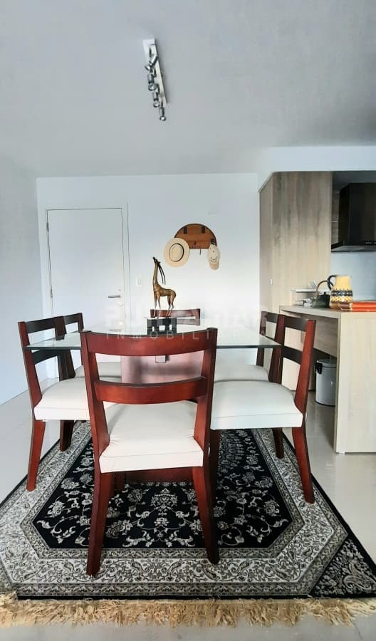 DEPARTAMENTO DE 2 DORMITORIOS EN PLAYA BRAVA   -
