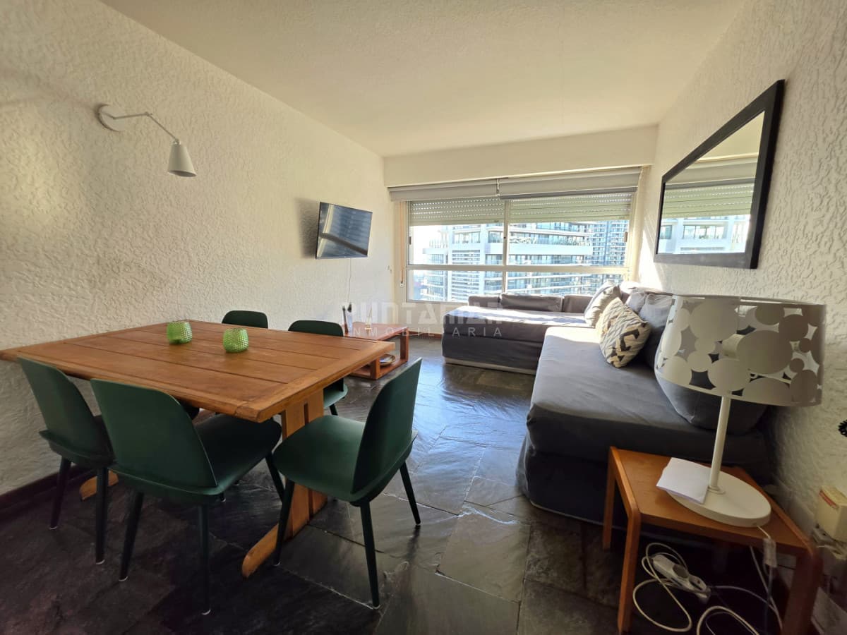 Departamento de 1 dormitorio en la Brava  -