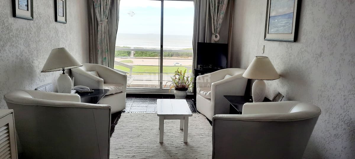 DEPARTAMENTO DE 2 DORMITORIOS FRENTE AL MAR   -