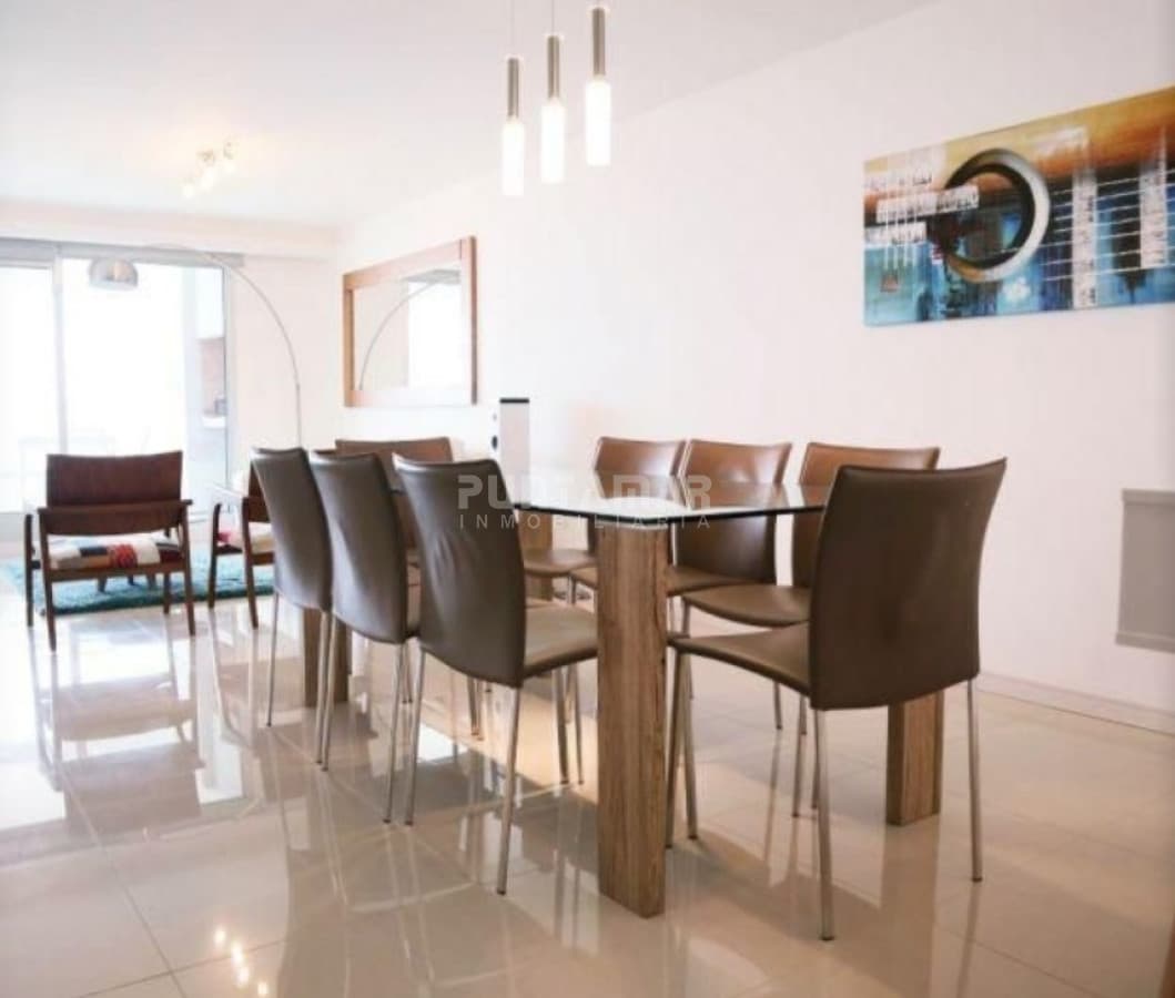 Apartamento ID.212387 - DEPARTAMENTO DE 3 DORMITORIOS EN EDIFICIO DE CATEGORIA