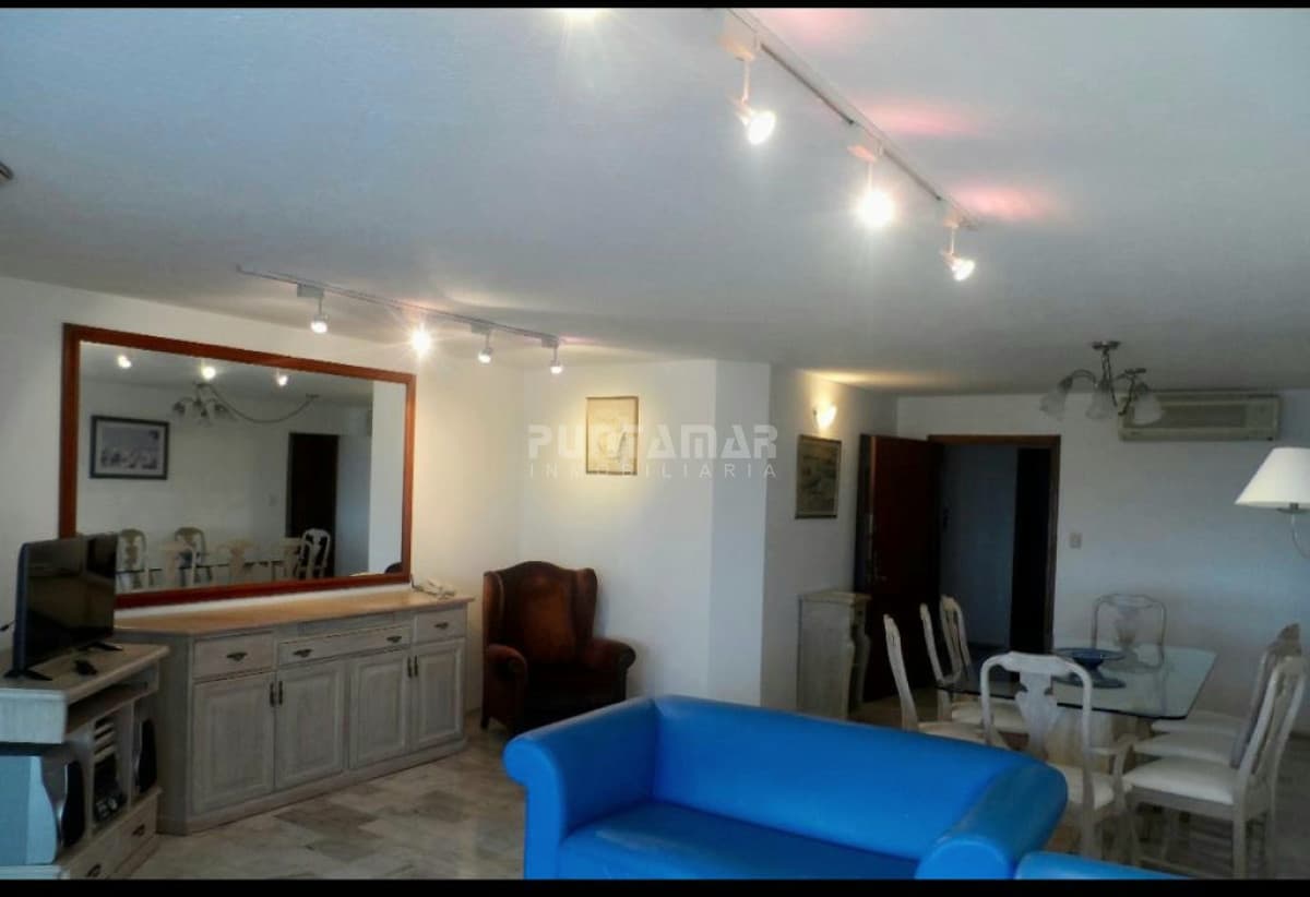 DEPARTAMENTO DE 4 DORMITORIOS EN ZONA ROOSEVELT   -