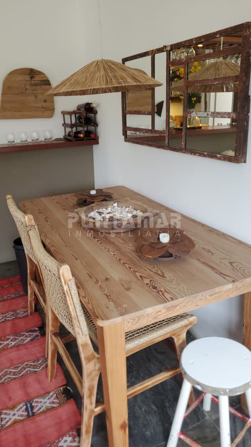 HERMOSO APARTAMENTO 2 DORMITORIOS EN AIDY GRILL A METROS DEL MAR   -