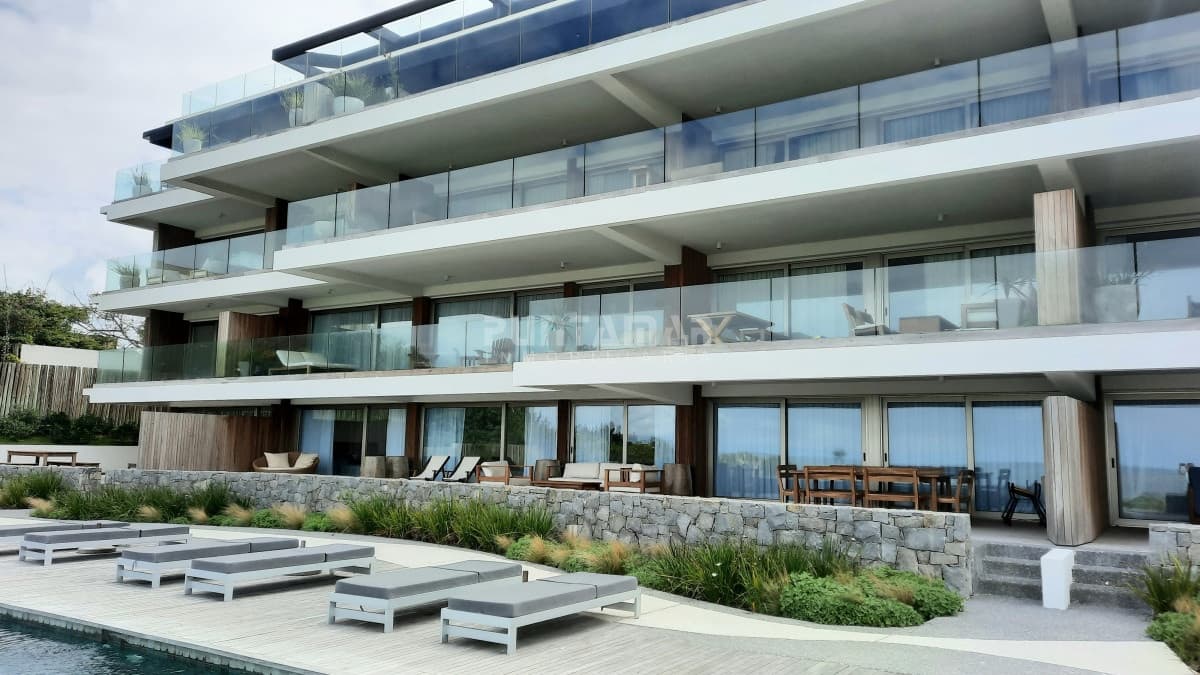 Apartamento ID.212836 - EXCLUSIVO DEPARTAMENTO CON ACCESO DIRECTO A PLAYA BIKINI, MANANTIALES