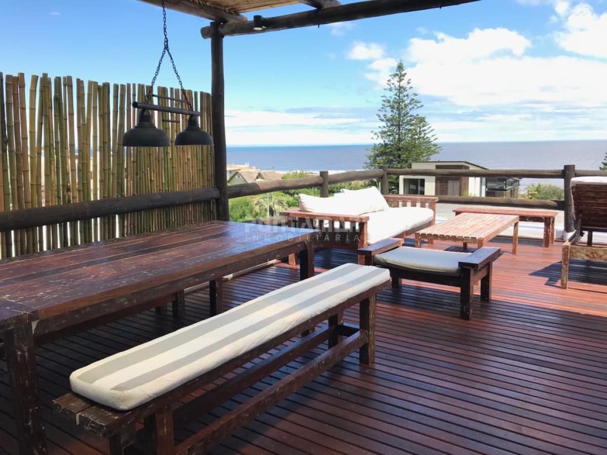 ALQUILER DEPARTAMENTO EN LA BARRA  -
