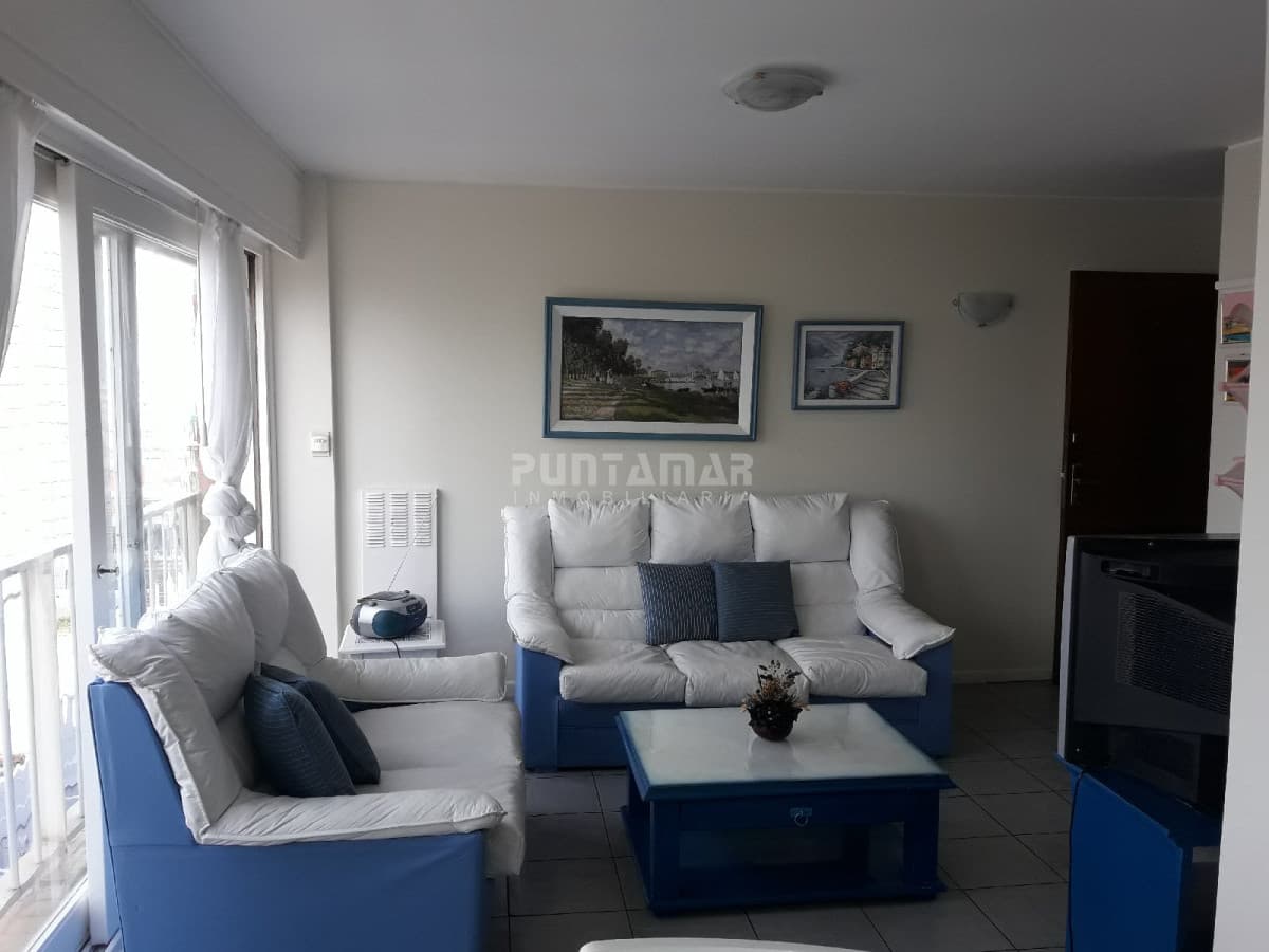 Apartamento en Peninsula, 2 dormitorios *  -