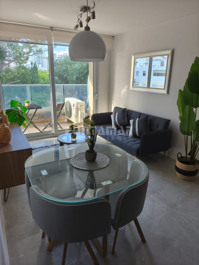ALQUILER ANUAL DEPARTAMENTO DE DOS DORMITORIOS  -
