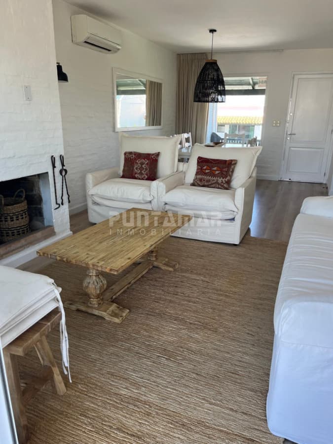 ALQUIER APARTAMENTO DE DOS DORM A METROS DEL MAR EN MONTOYA  -