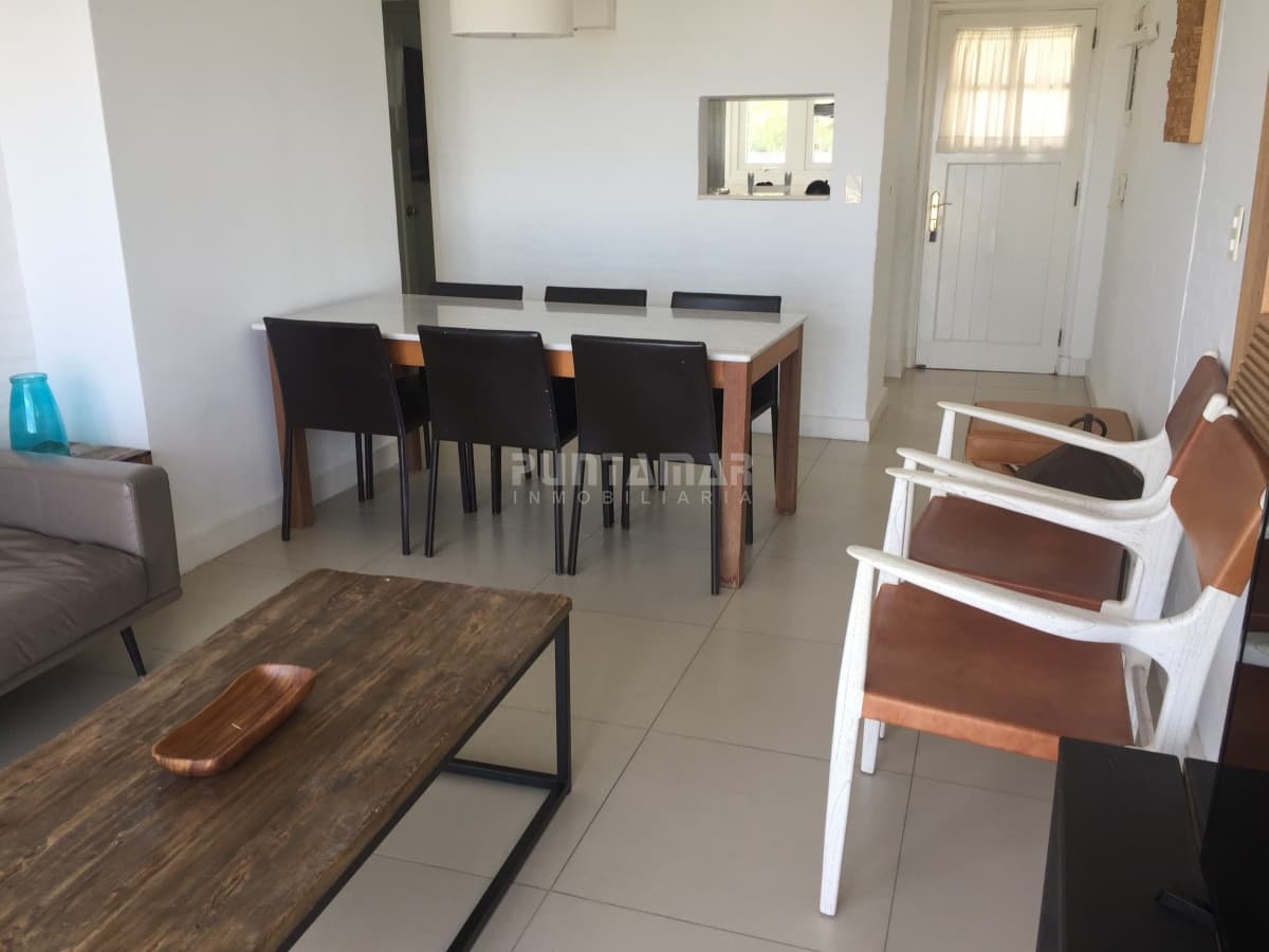 Primera linea al mar en montoya apto 2 dorm  -