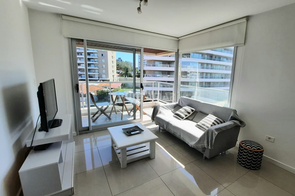 DEPARTAMENTO DE 2 DORMITORIOS EN LA BRAVA  -
