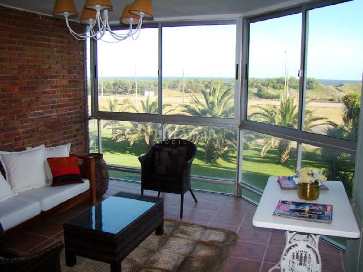 Frente a la playa en San Rafael  -