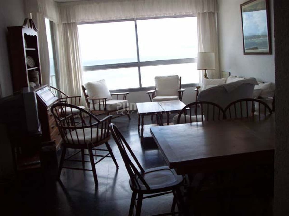 Apartamento en Peninsula, 3 dormitorios *  -