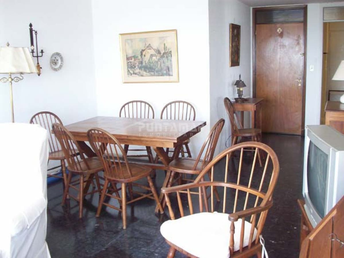 Apartamento en Peninsula, 3 dormitorios *  -