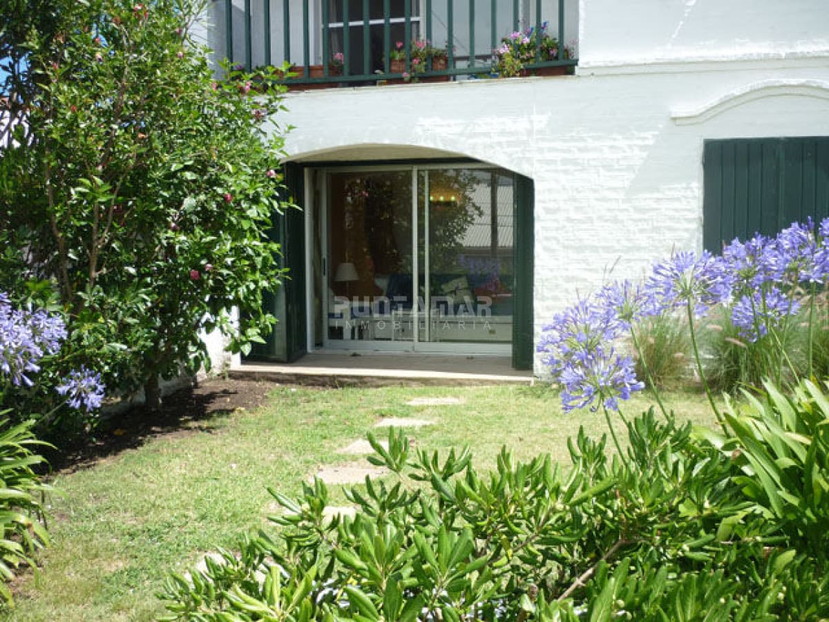 ALQUILER DE DEPARTAMENTO MONOAMBIENTE EN LA BARRA  -