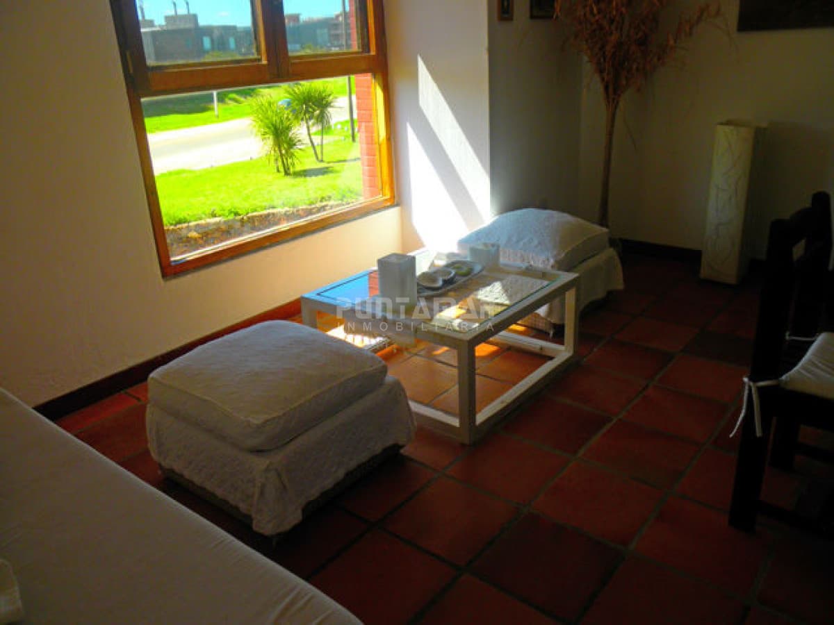 Apartamento en Manantiales, 1 dormitorios *  -