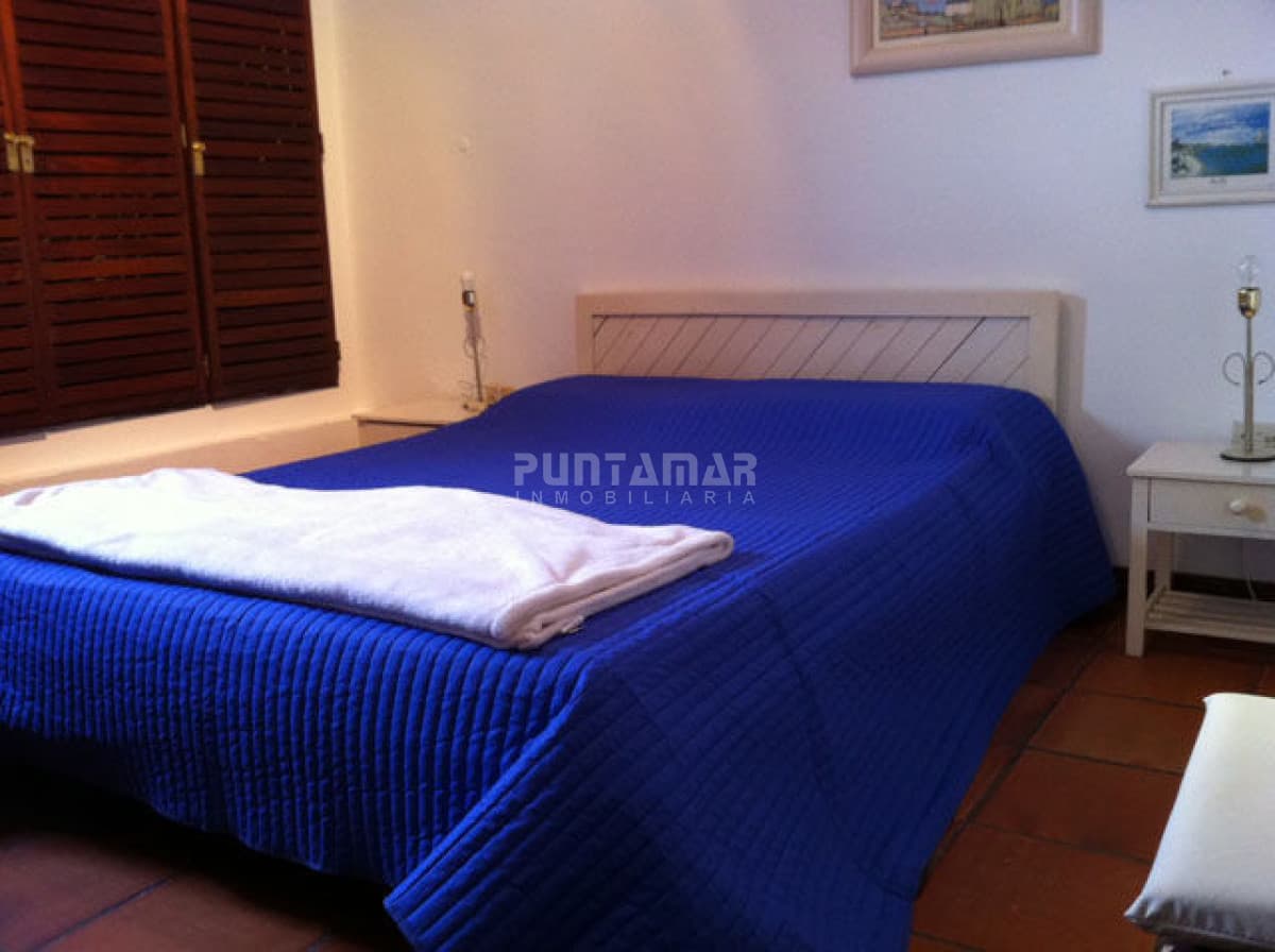 Apartamento en Manantiales, 1 dormitorios *  -