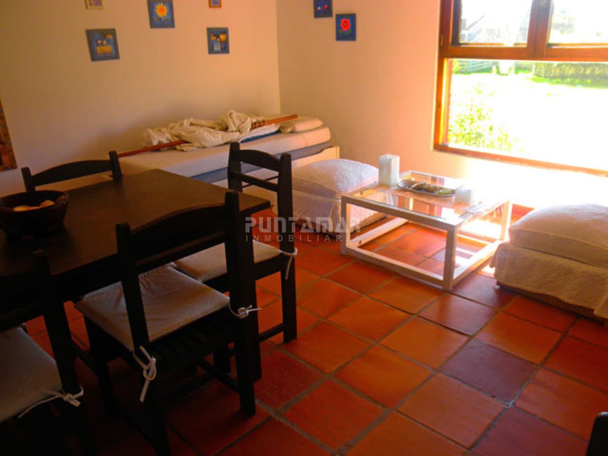 Apartamento en Manantiales, 1 dormitorios *  -