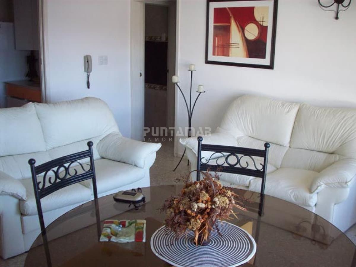Apartamento en Peninsula, 3 dormitorios *  -