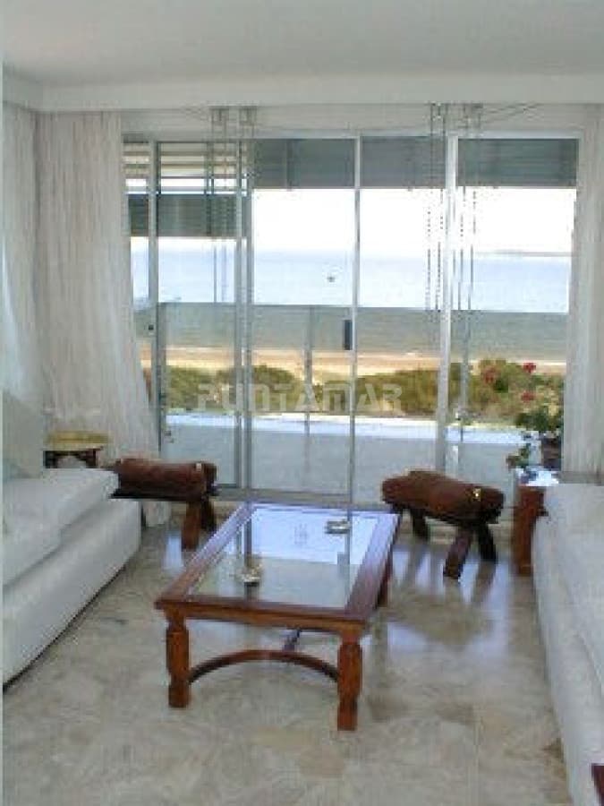Apartamento en Mansa, 2 dormitorios *  -