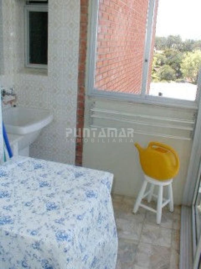 Apartamento en Mansa, 2 dormitorios *  -