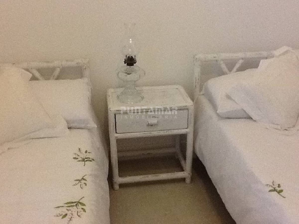 APARTAMENTO DE 1 DORMITORIO Y MEDIO EN LA BARRA  -