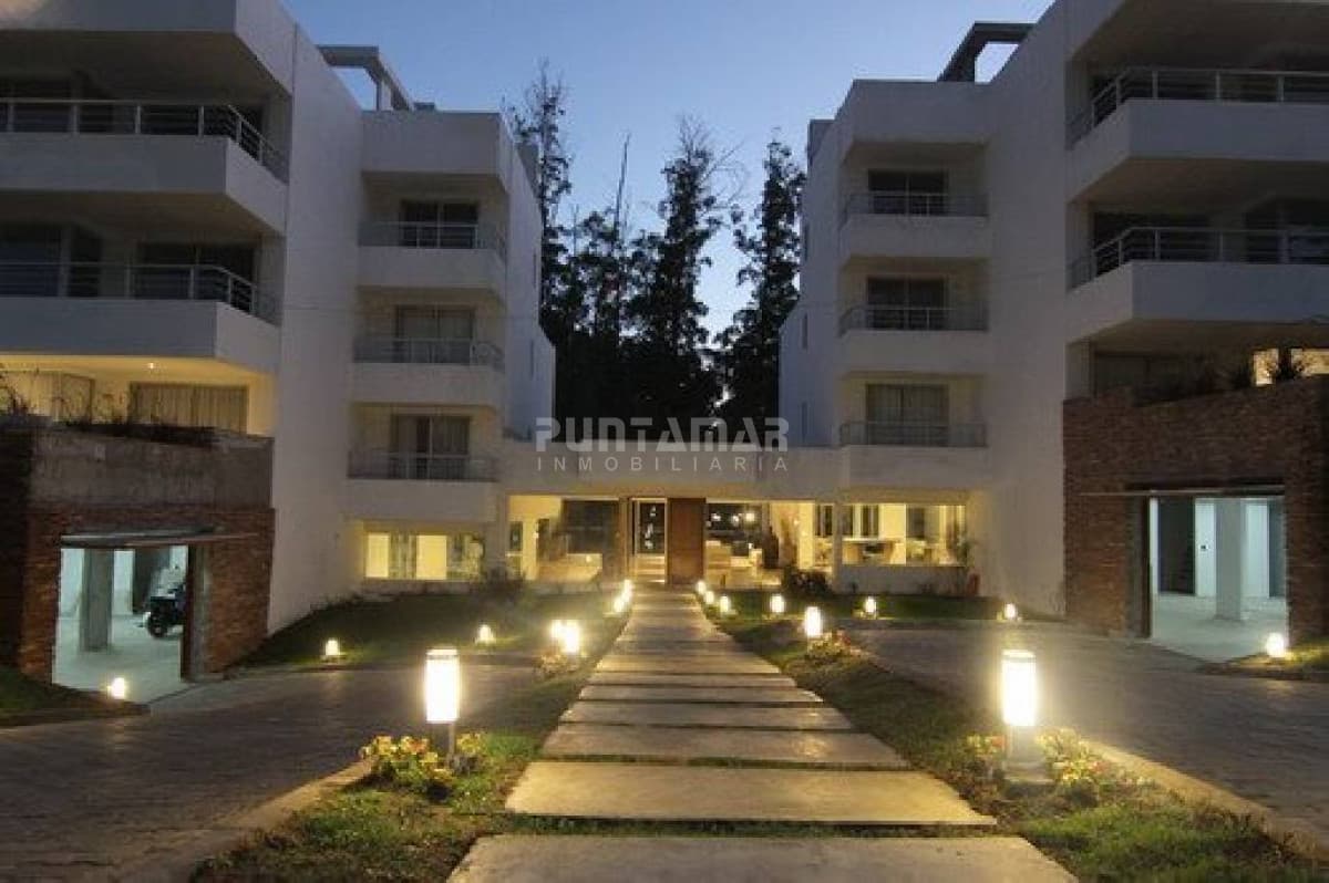 Apartamento en RincÃ³n del Indio, 2 dormitorios *  -
