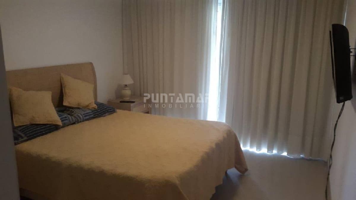 Apartamento en RincÃ³n del Indio, 2 dormitorios *  -