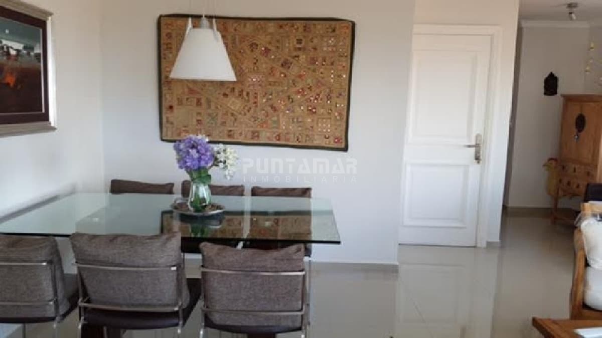 Apartamento en Aidy Grill, 3 dormitorios *  -