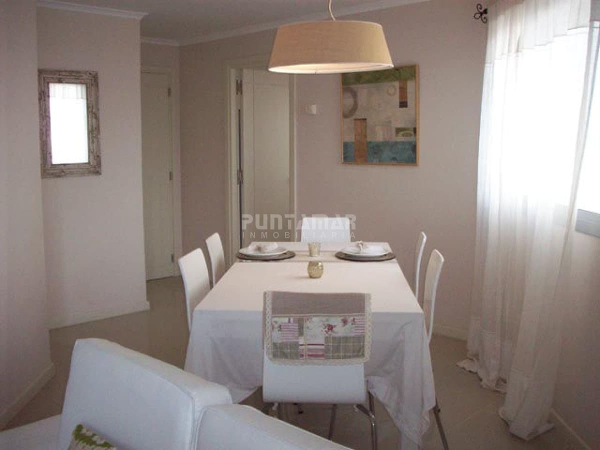 Apartamento en Aidy Grill, 2 dormitorios *  -