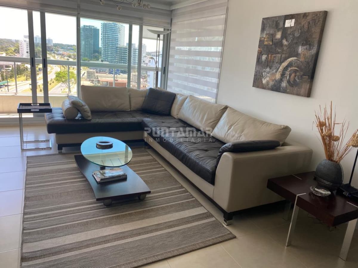 ALQUILER APARTAMENTO EN EDIFICIO
