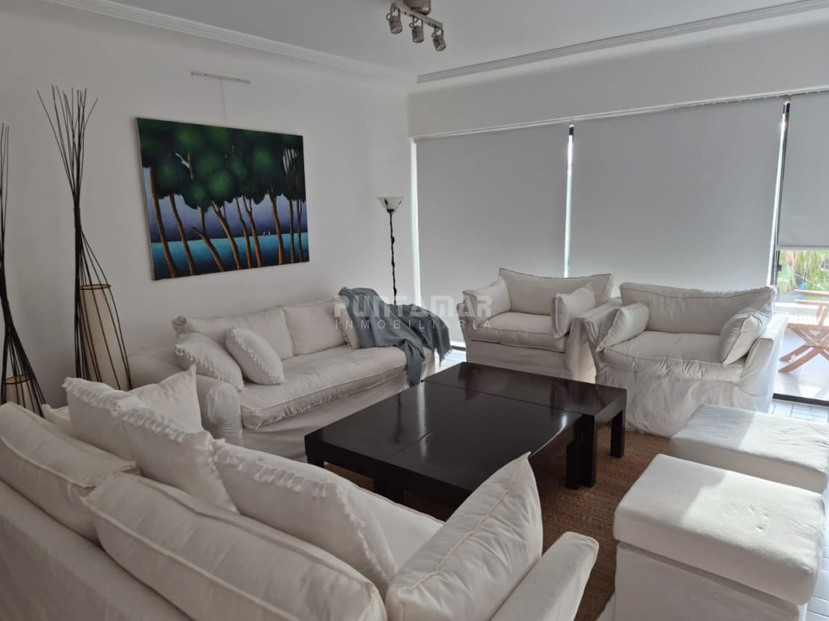DEPARTAMENTO DE 3 DORMITORIOS EN RINCON DEL INDIO  -