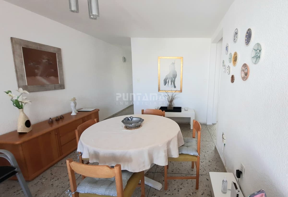 DEPARTAMENTO DE 2 DORMITORIOS EN LA PENINSULA  -