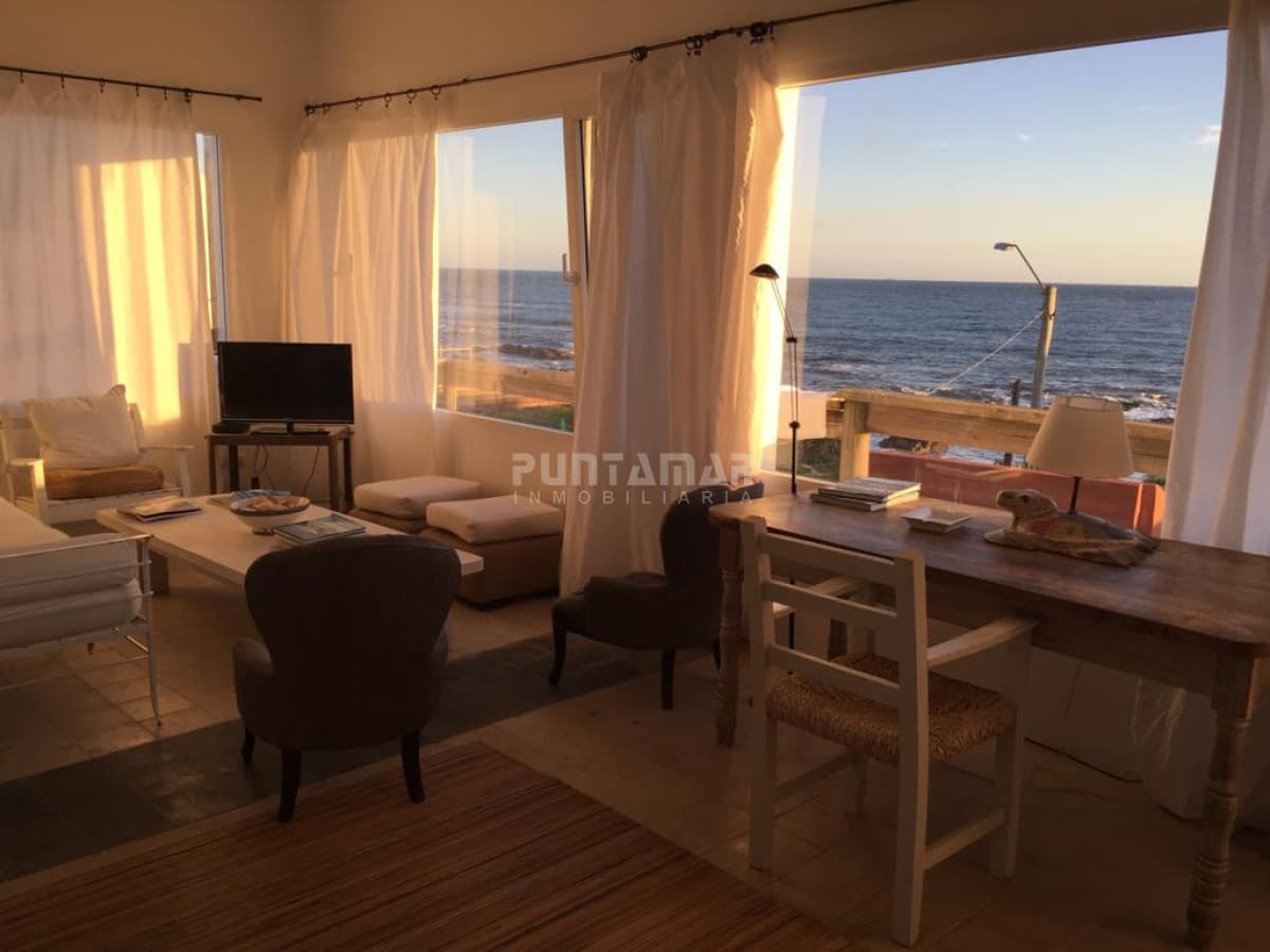 ALQUILER 3 DORMITORIOS APARTAMENTO PRIMERA LINEA LA BARRA  -