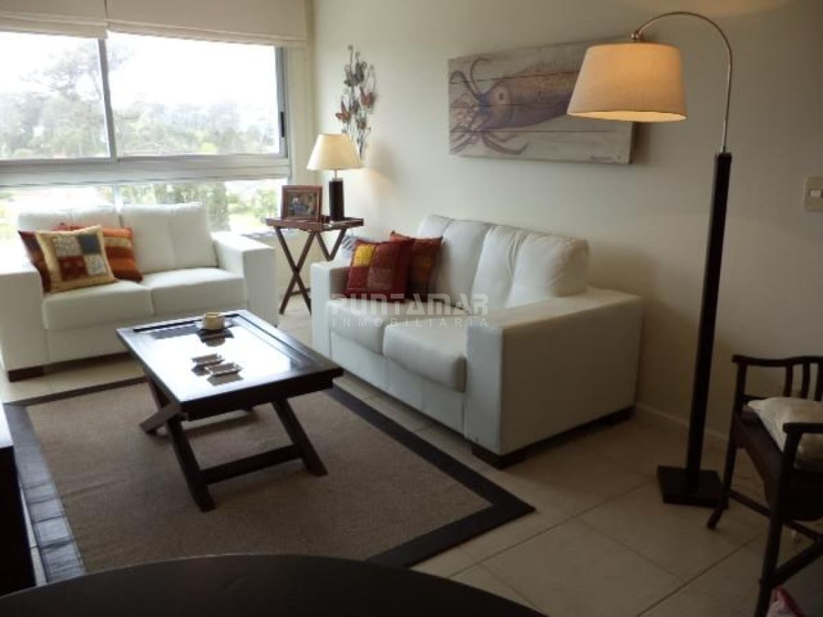 ALQUILER CONFORTABLE DEPTO DE 2 DORMS  -