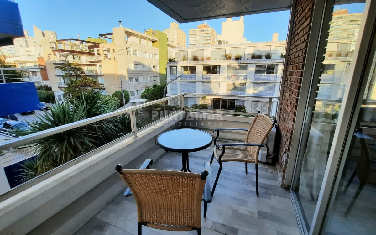 Apartamento ID.1334 - DEPARTAMENTO DE 3 DORMITORIOS EN LA PENINSULA