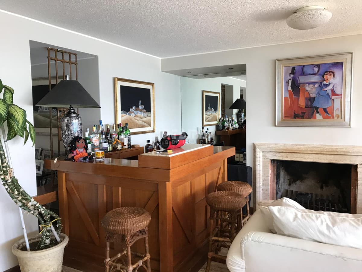 DIVINO PENTHOUSE EN PENINSULA FRENTE AL MAR , TERRAZA EXCLUSIVA CON PARRILLERO PROPIO, JACUZZI , PARA DISFRUTAR DE UNAS BUENAS VACACIONES.   -