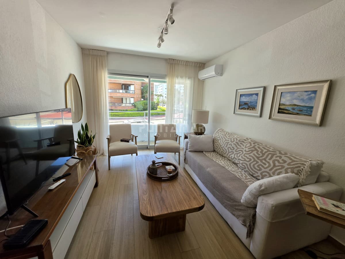 DEPARTAMENTO DE 3 DORMITORIOS EN LA PENINSULA  -