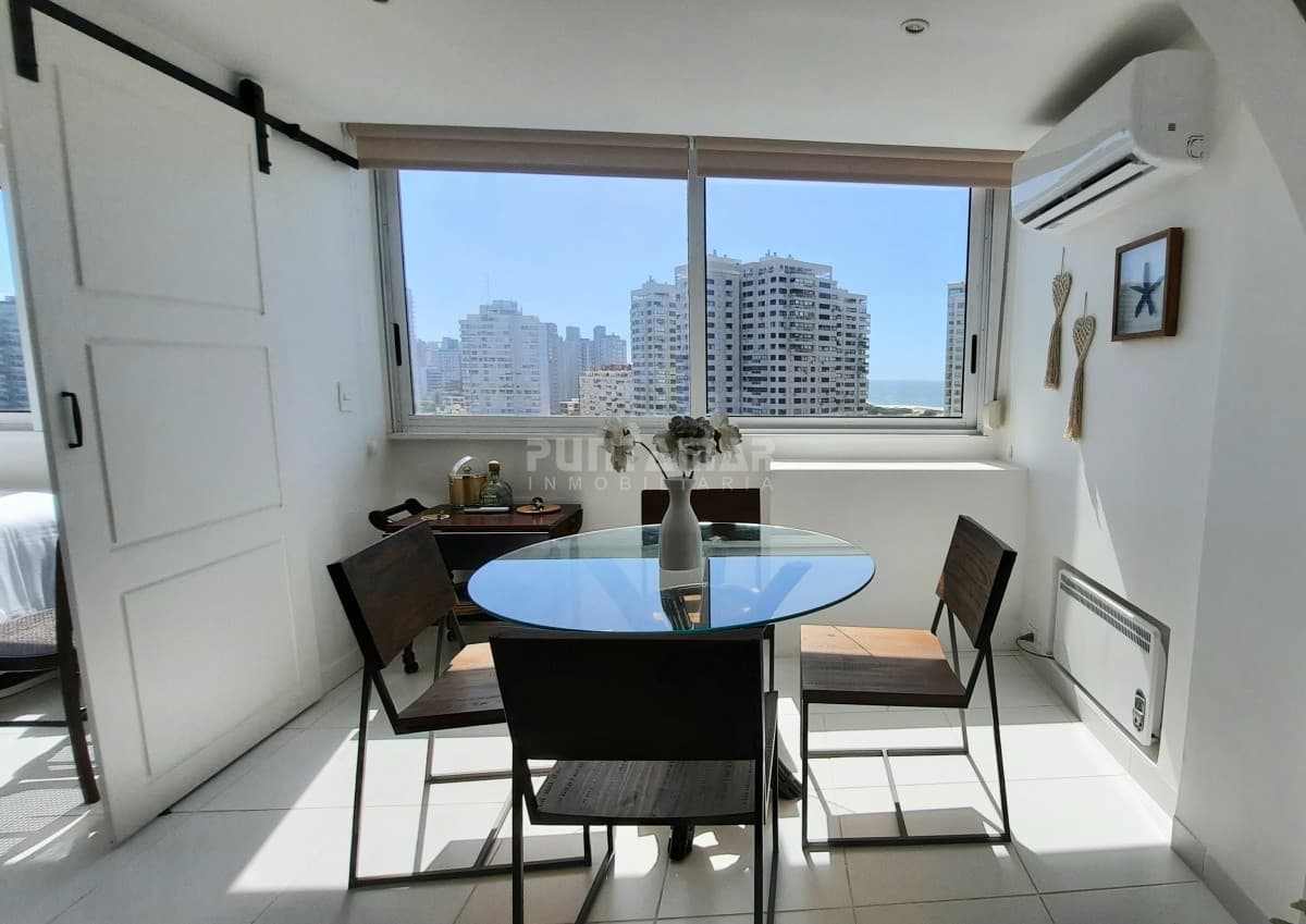 DEPARTAMENTO DE 2 DORMITORIOS EN PARADA 1 DE LA MANSA   -